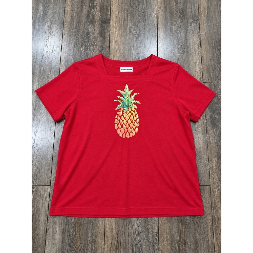 Vintage Alfred Dunner Petite PL Red Pineapple Embellished Short Sleeve Top